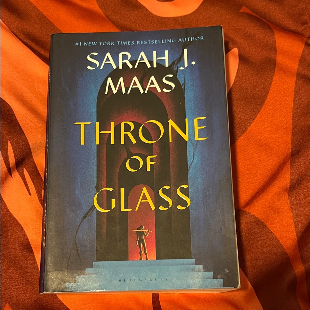 Throne of Glass  - Blue Cover